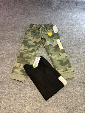 Cat & Jack Green Camo Jogger Pants